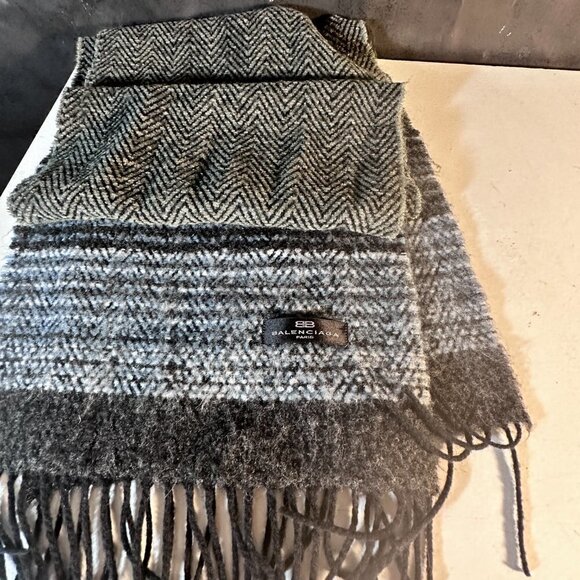 Balenciaga Scarf  Unisex Black Gray Tweed Black BLue Gray Herringbone Chevron - Picture 3 of 11